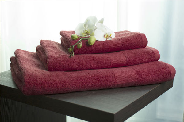 Serviette publicitaire | Tiber Bath Rich Red