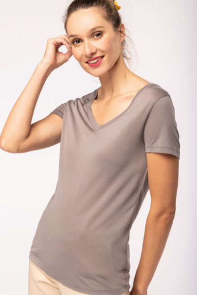 T-shirt coton bio modal femme publicitaire 4